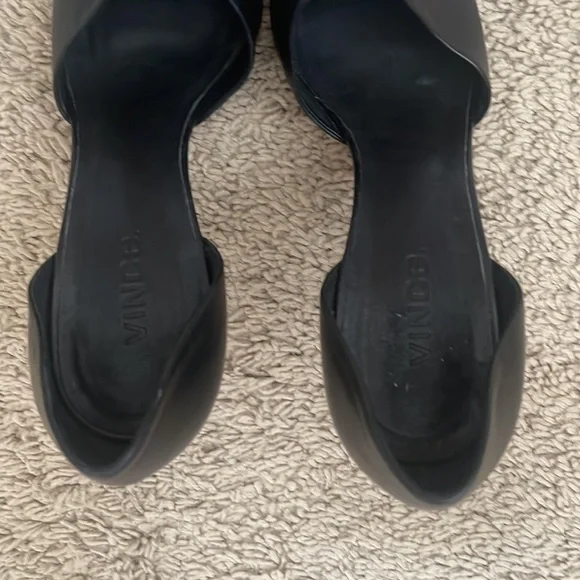 Vince ‘Claire’ Black Leather Pumps Kitten Heel with dust bag Size 8.5M - Picture 5 of 8